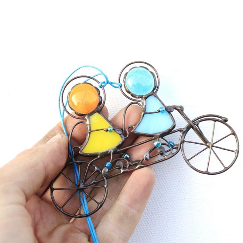 Κρεμαστή Διακόσμηση – Λαμπερές και Κομψές Αντανακλάσεις