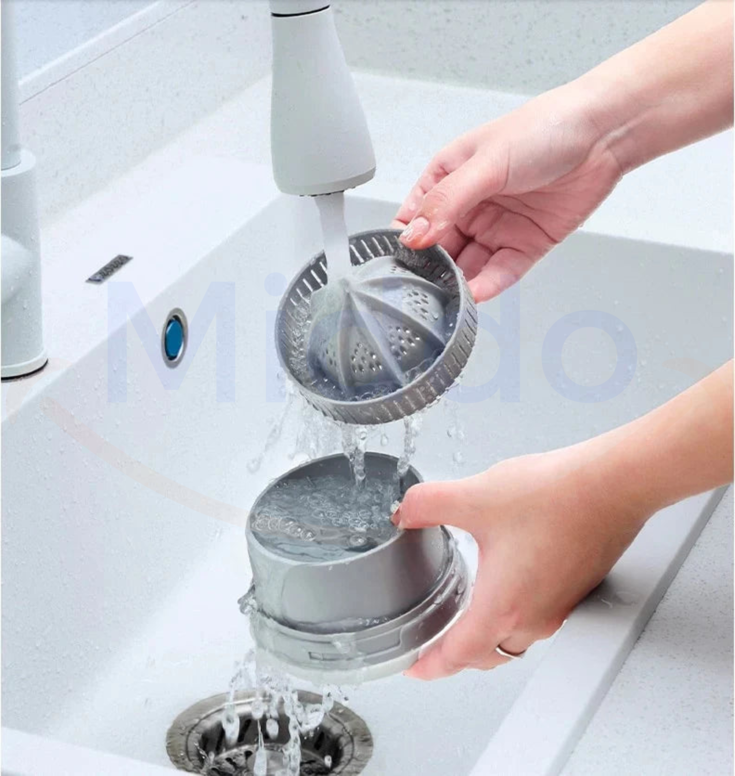 מכונת מיץ קומפקטית – טריות וטעם בהישג יד