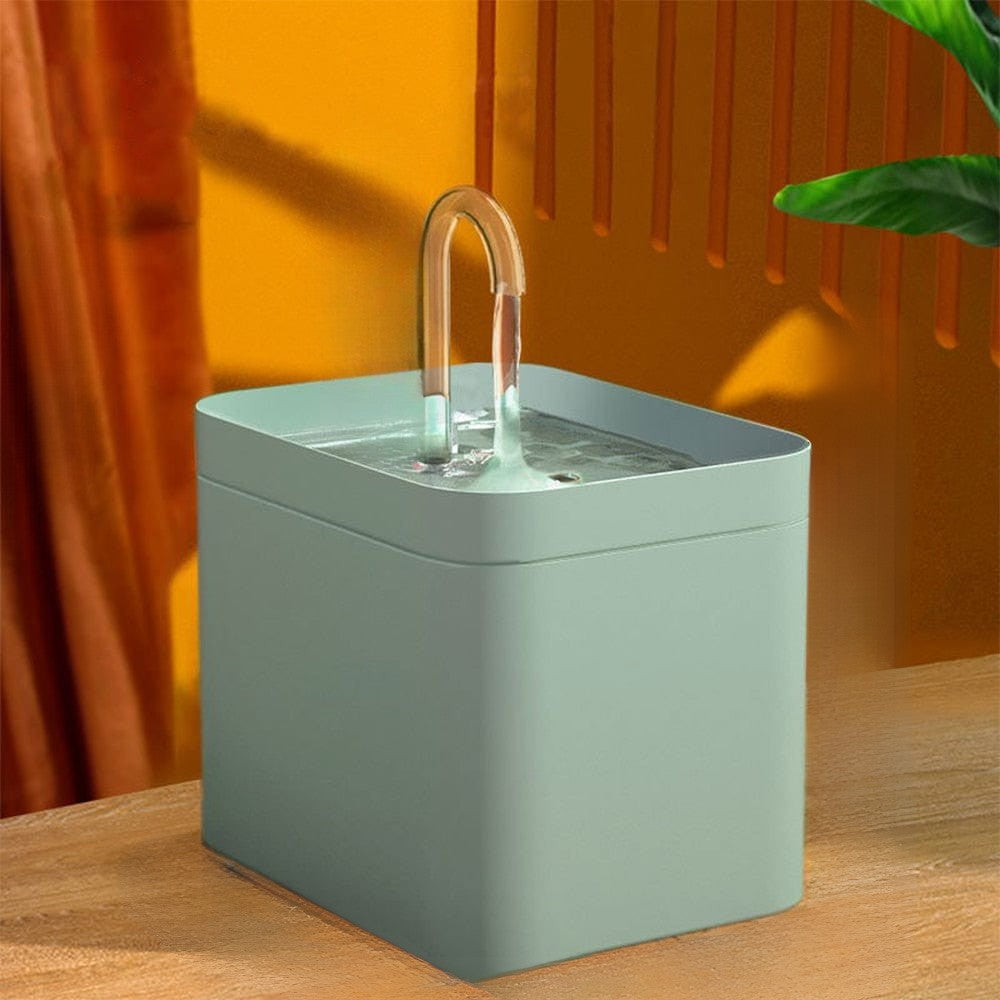 Vandfontæne til Dyr – Løbende Circulation og Effektiv Filtrering