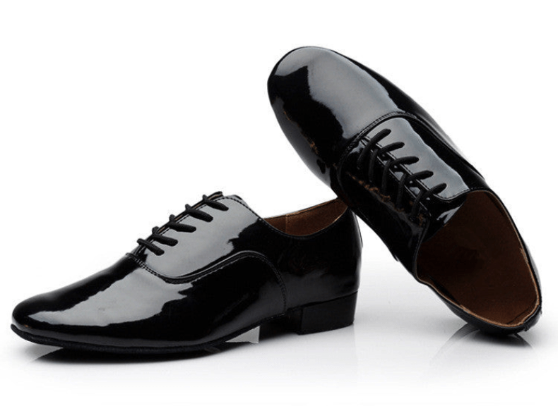 Pantofi de Dans Latin – Flexibilitate și Eleganță