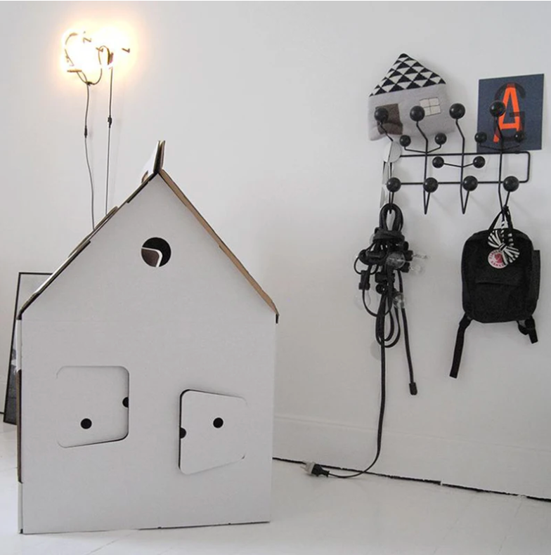 Cuier de perete – Design elegant și funcțional