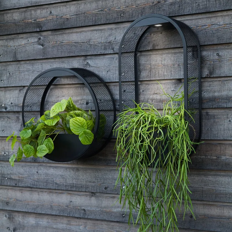 Zewnętrzna Lampa Ścienna Solarna – Automatyczne i Ekonomiczne Oświetlenie