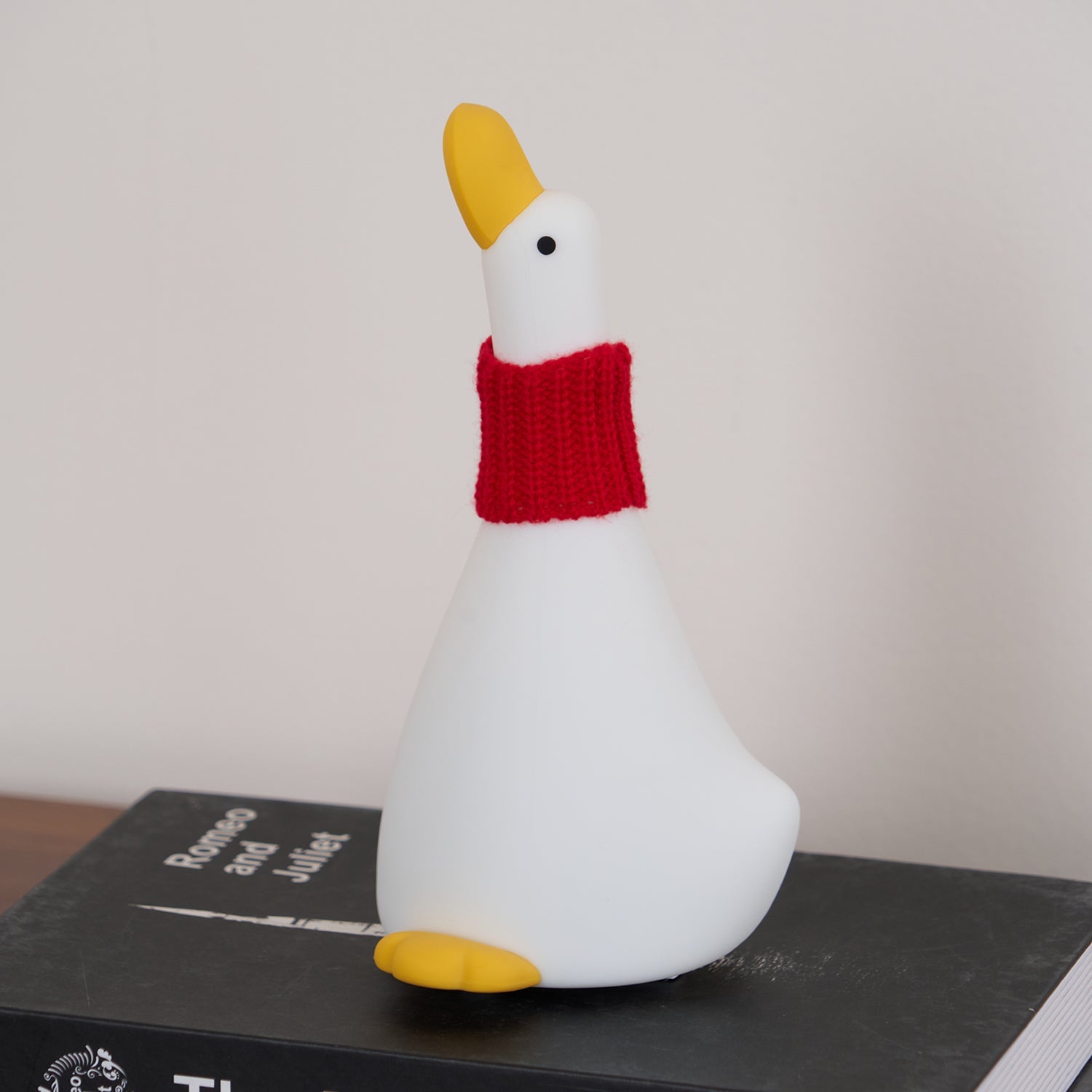 Veilleuse Oie Enchantée — Lumière Tactile & Design Apaisant