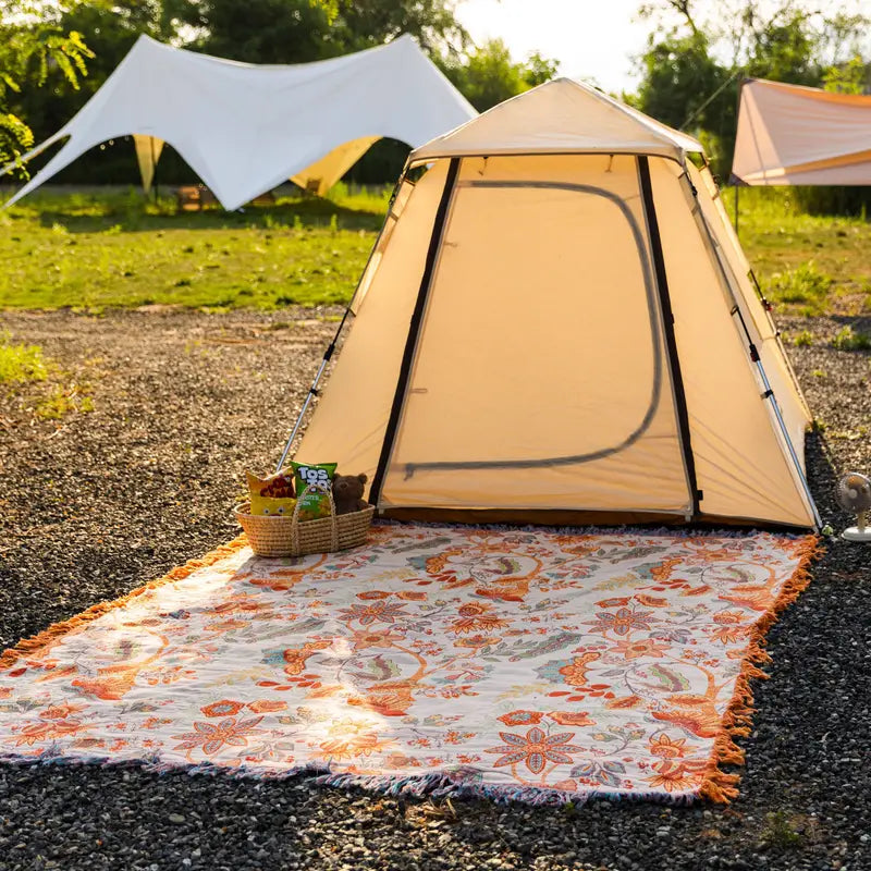 Bohemian Floral Patterned Blanket with Fringes