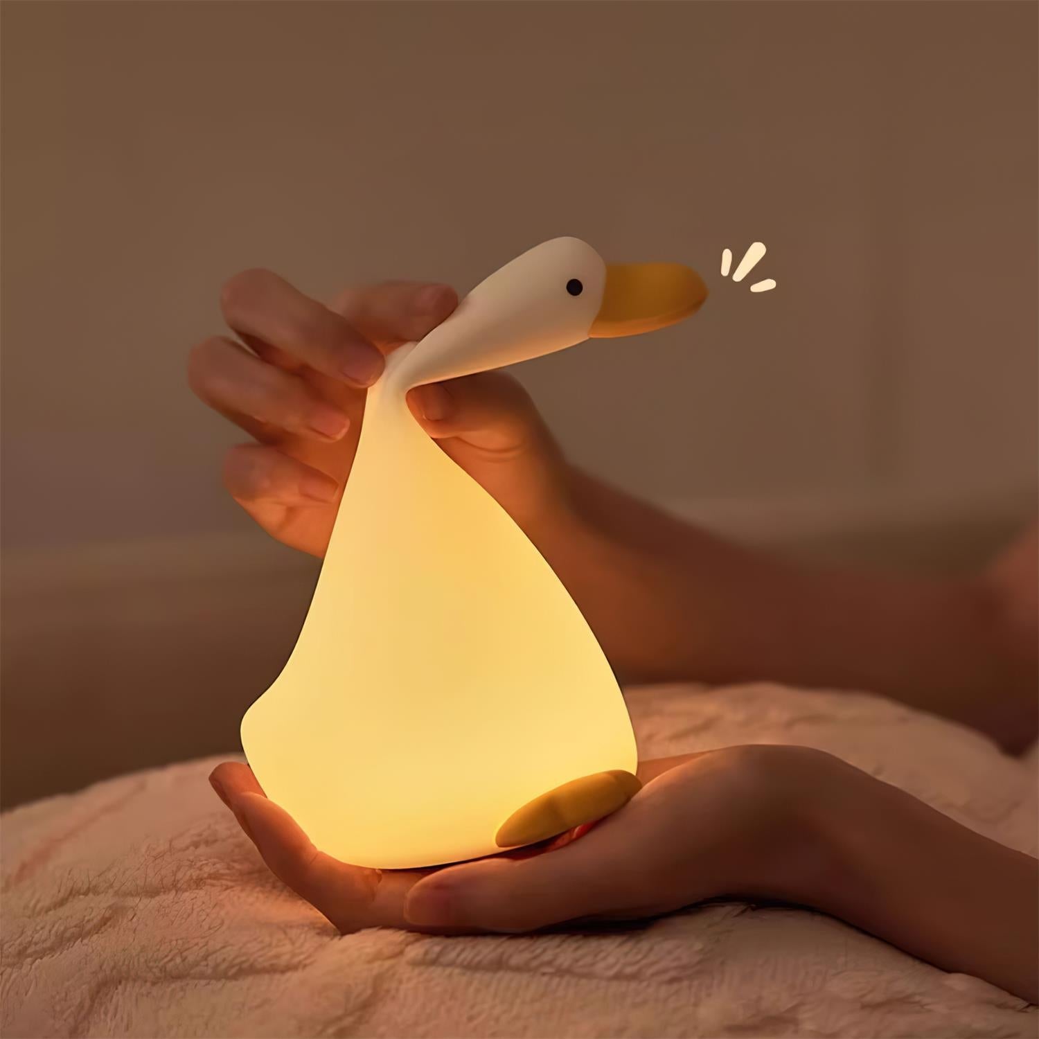 Veilleuse Oie Enchantée — Lumière Tactile & Design Apaisant
