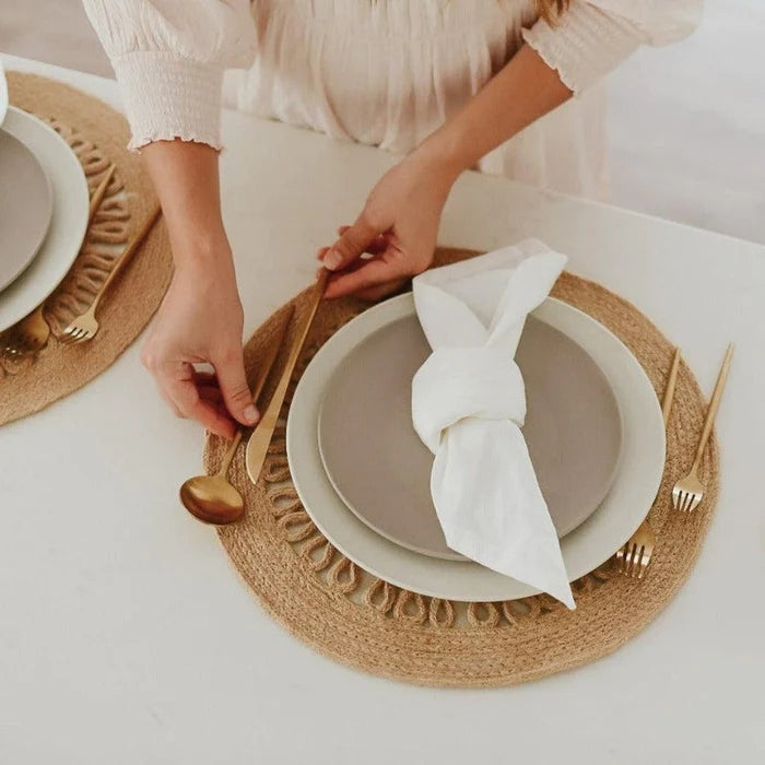 Súprava príbora – Čistý a funkčný štýl