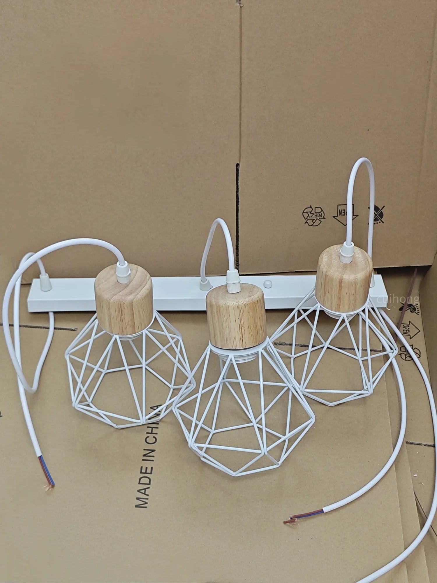 Suspension Cage Métal et Bois Style Vintage Industriel