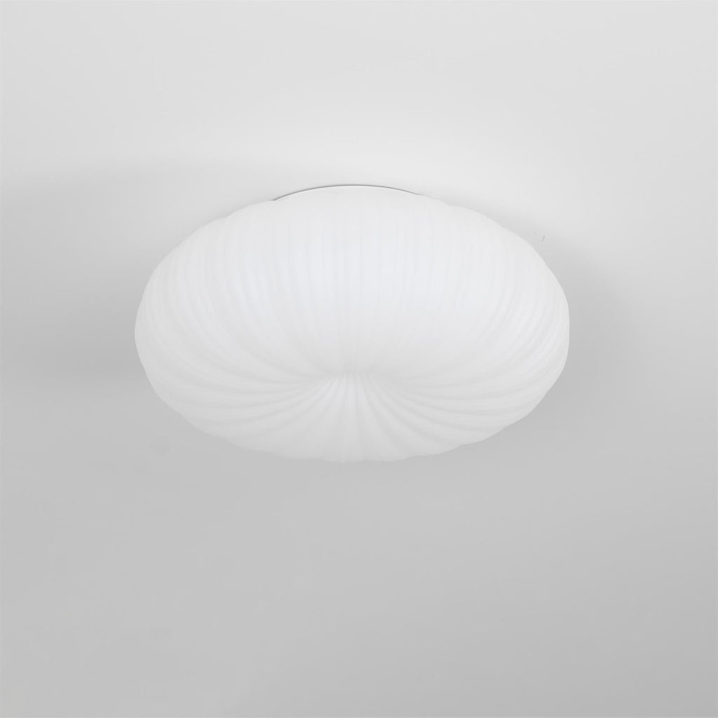 Elegant modern taklampa – justerbart ljus och personlig atmosfär 