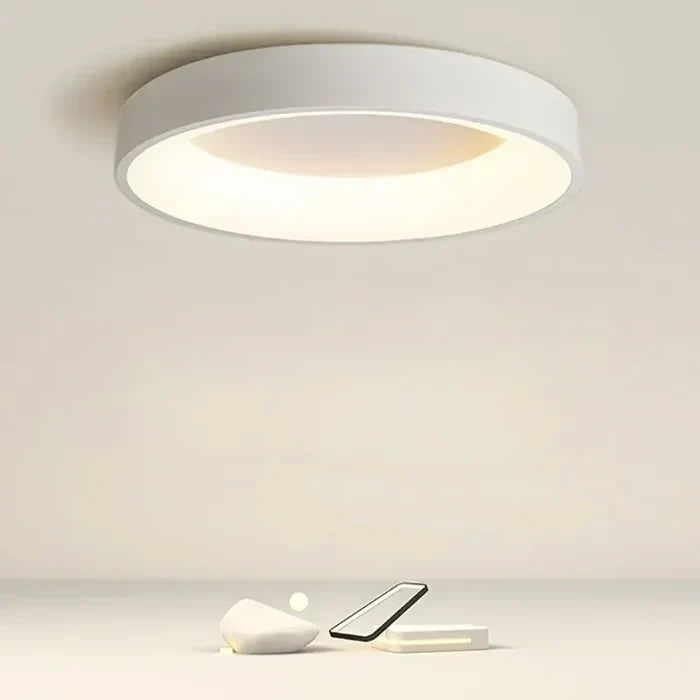 Ceiling Lamp – Sleek Line and Warm Atmosphere 