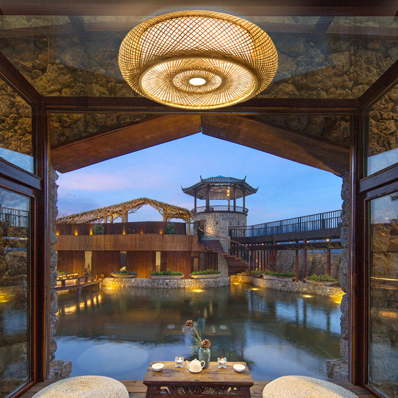 مصباح معلق من الخيزران الطبيعي - الأناقة والأصالة