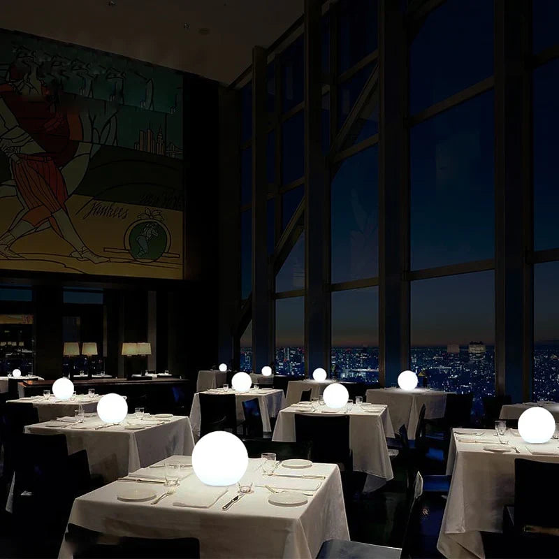 مصباح كروي خارجي لاسلكي - إضاءة متنقلة وأنيقة 