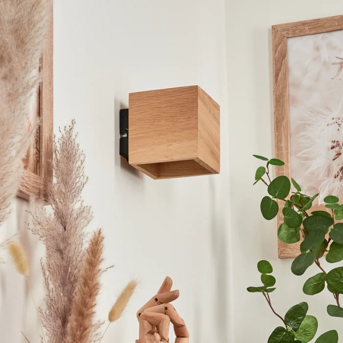 Lampe Murale Carrée – Style Chic Et Authentique