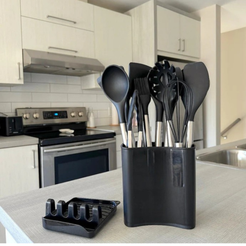 Set di 12 pezzi di pentole in silicone - Completo e comodo da usare