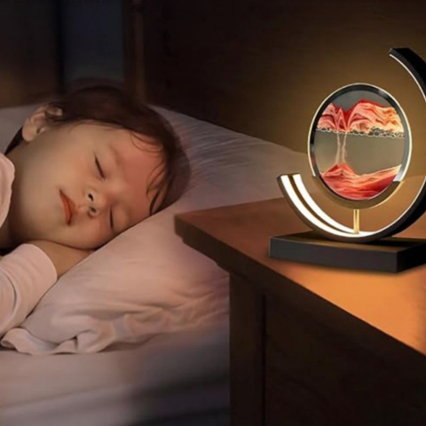 מנורת חול בתנועה – הרפיה חזותית ואווירה מרגיעה 