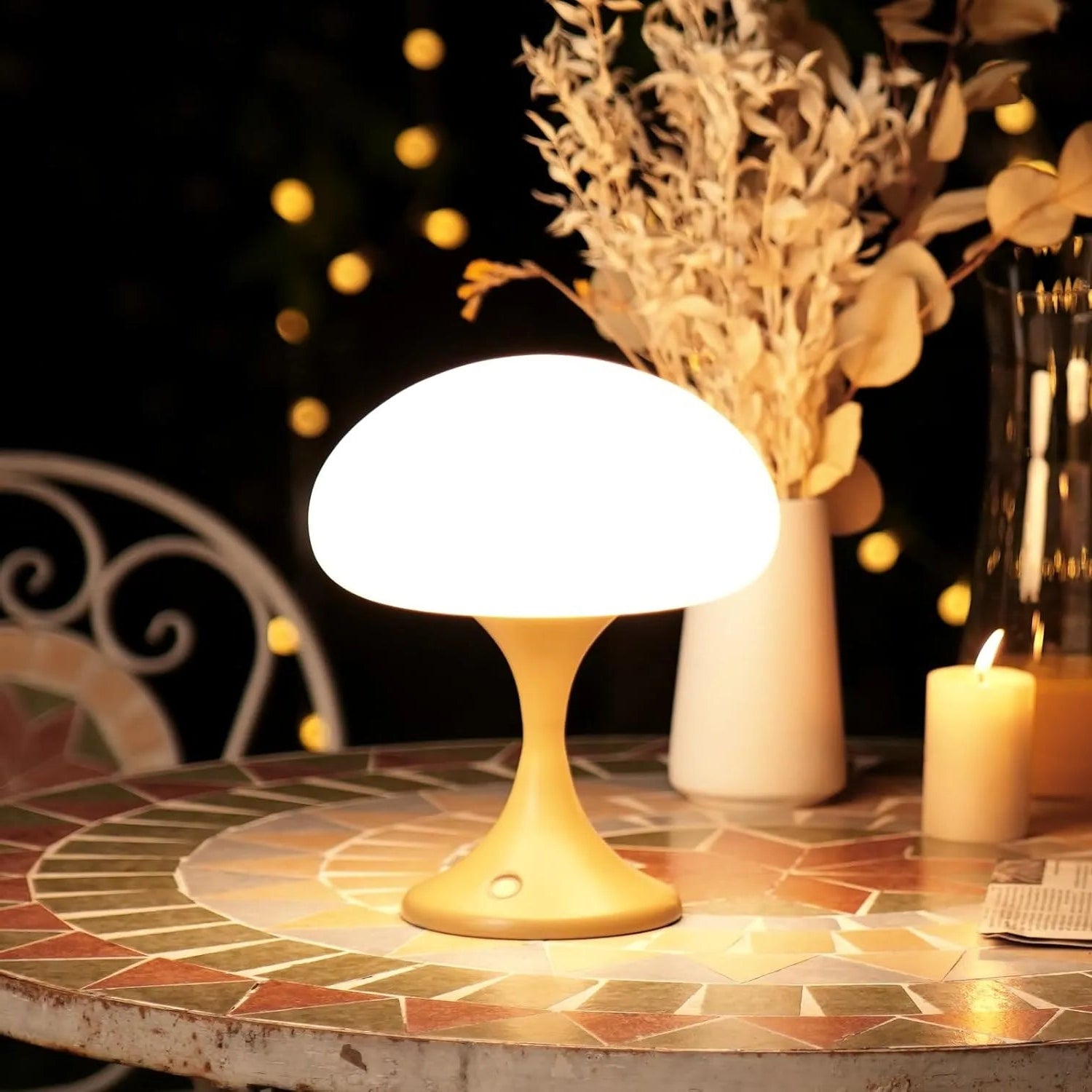 Decorative Mushroom Lamp – Warm and Trendy Atmosphere 