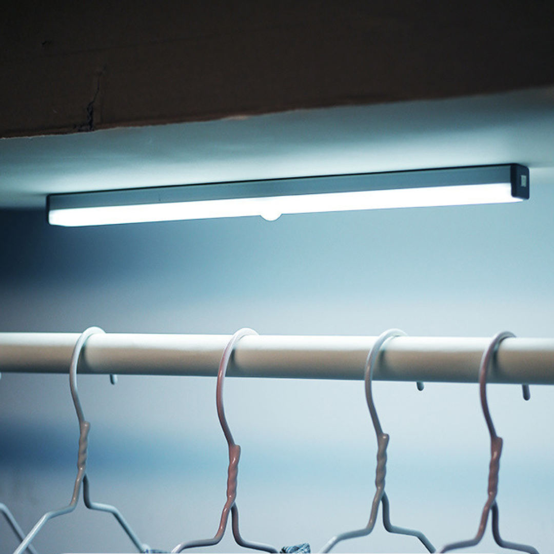 Barra Luminoso — Iluminação Inteligente Com Detector De Movimento 