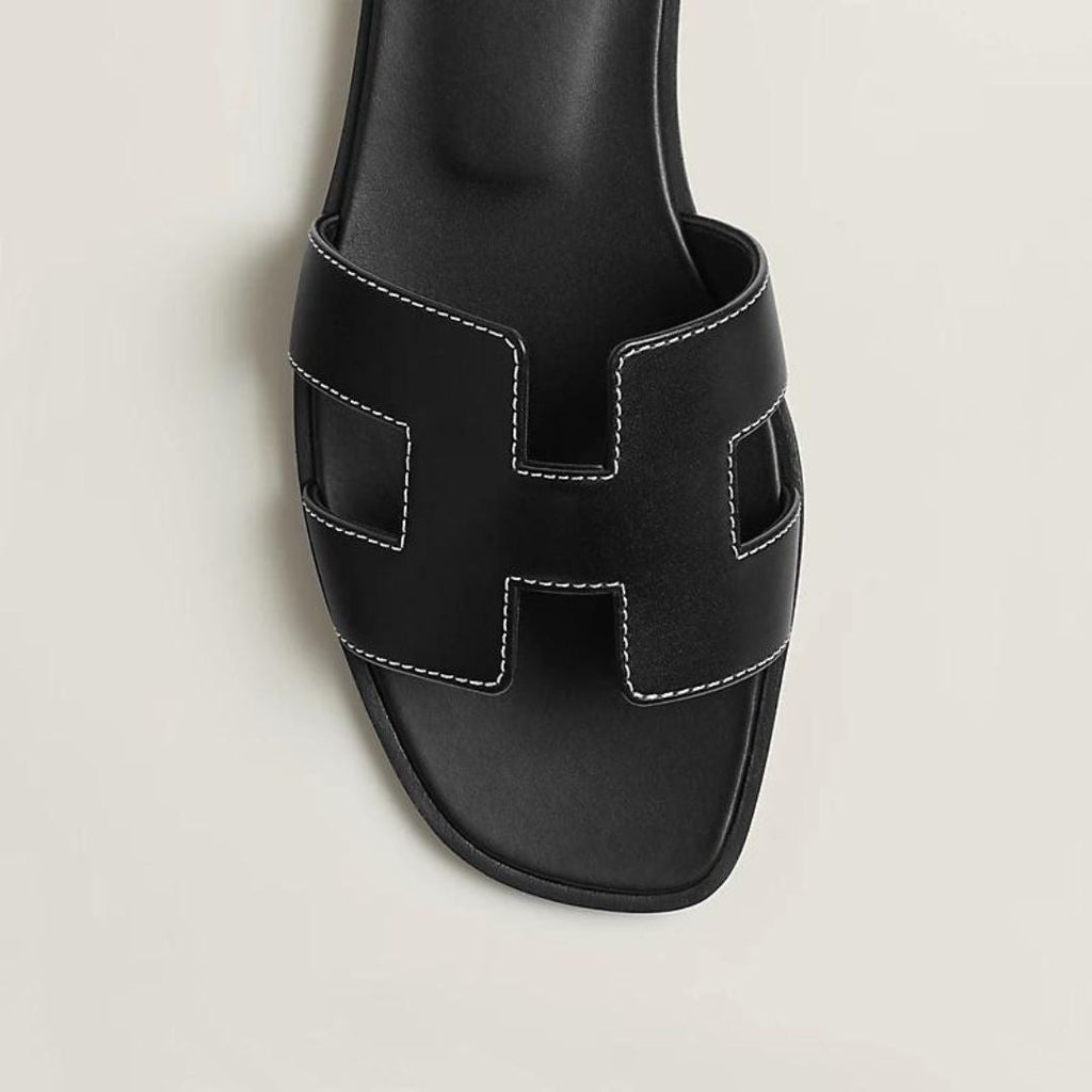 Brigitte | Moderne Flate Sandaler – Luftriktig Design Og Urban Stil 