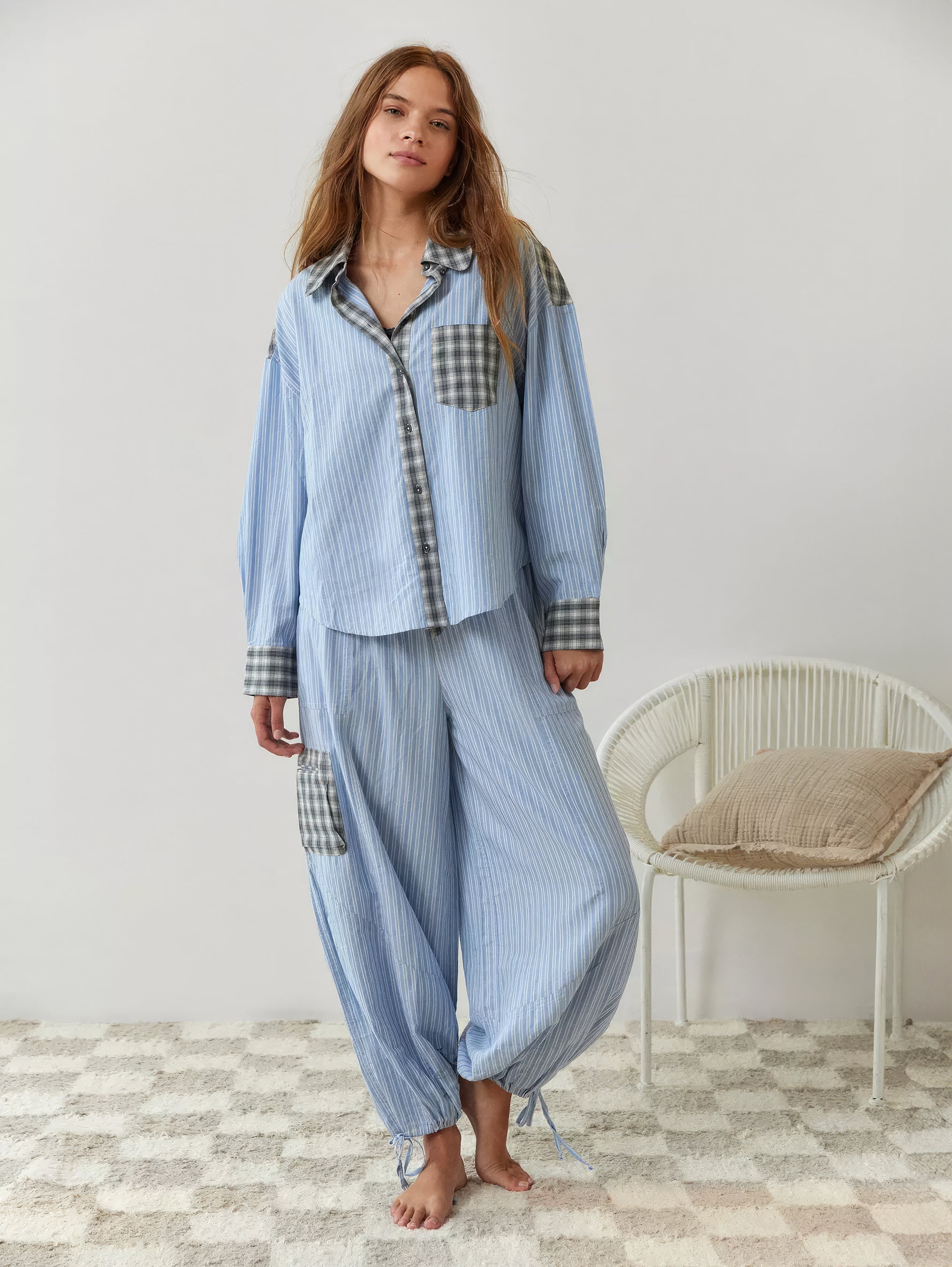 Charlotte | Pyjamas Komfortabel Chic Med Striber Og Tern 