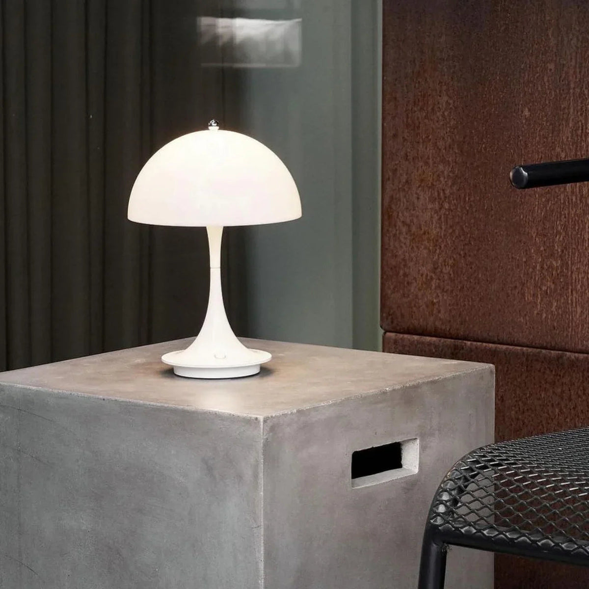 Lampe De Table LED — vue 3